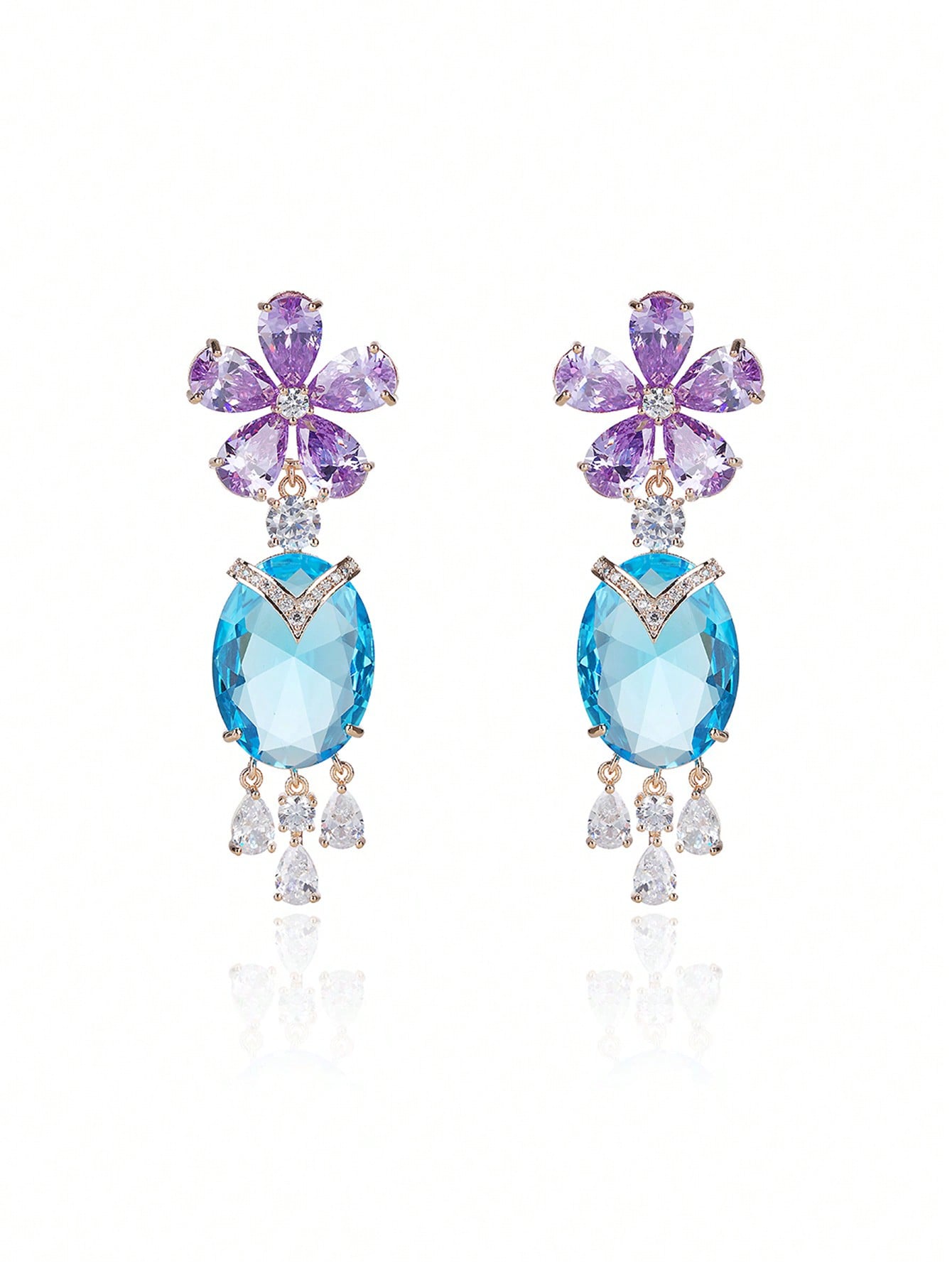 GZ Ice presents this dainty pair of luxury designer fashion, S925 Silver, bling beautifully crafted earrings.