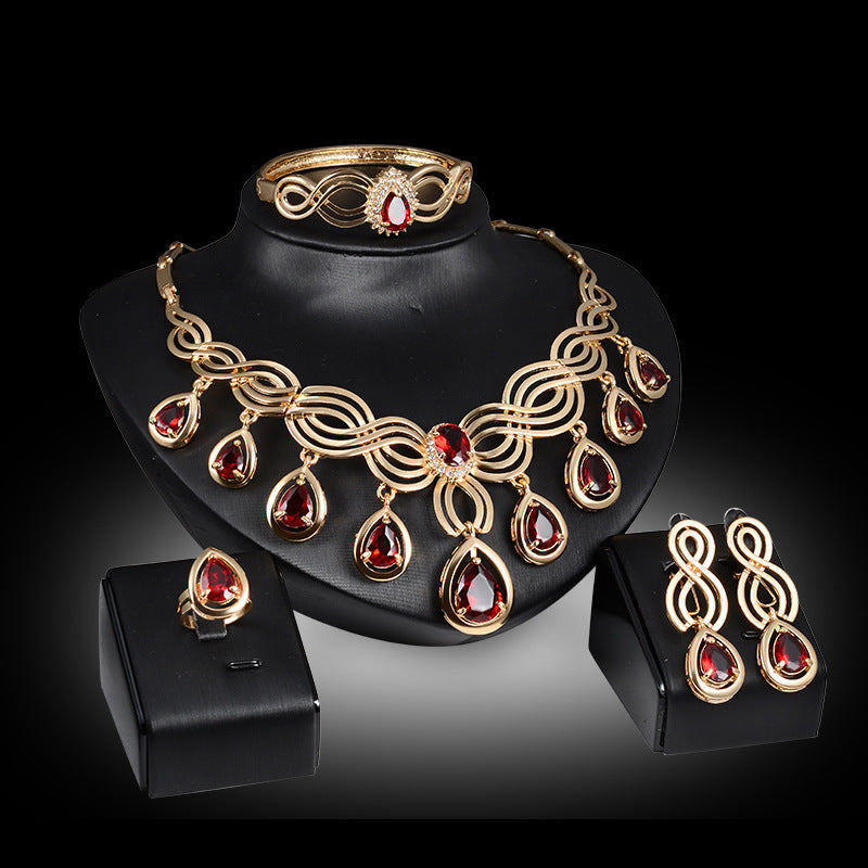 GZ Ice presents this Fashionista Jewelry Set