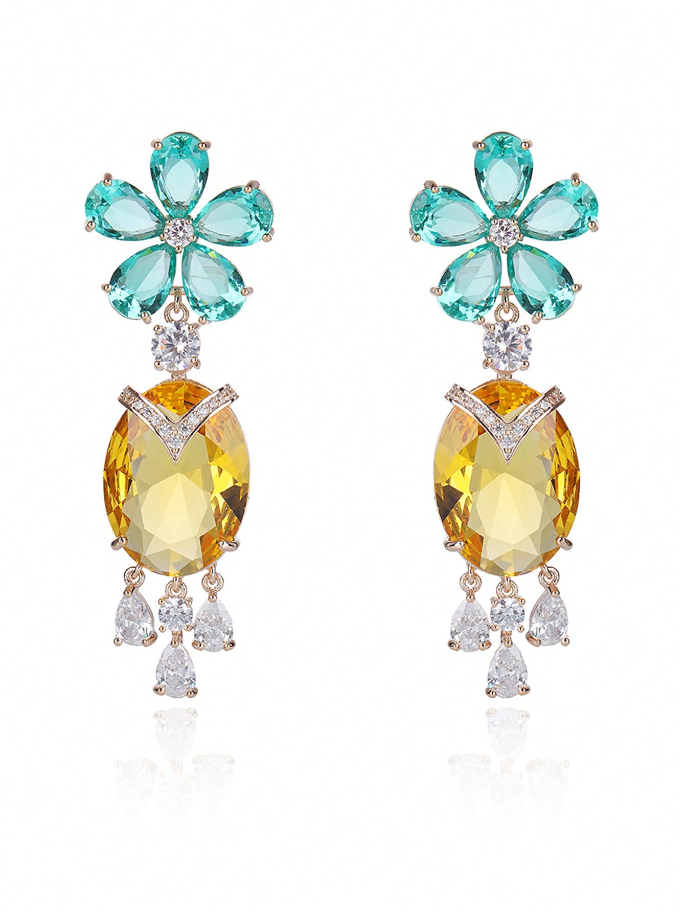 GZ Ice presents this dainty pair of luxury designer fashion, S925 Silver, bling beautifully crafted earrings.